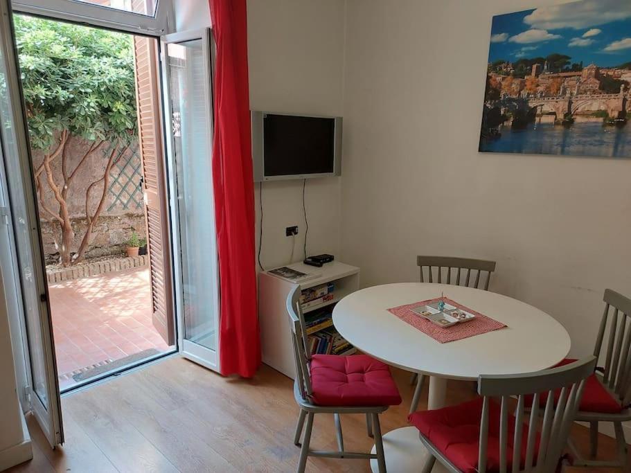 Casa Anna 5 Stelle - Apartment With Garden Roma Ngoại thất bức ảnh